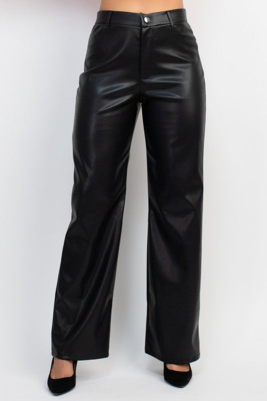 Pantalón Negro en Leather